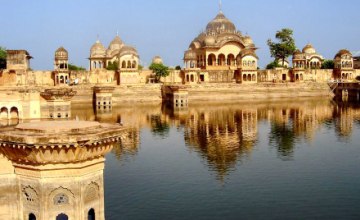 Golden triangle holiday packages in India